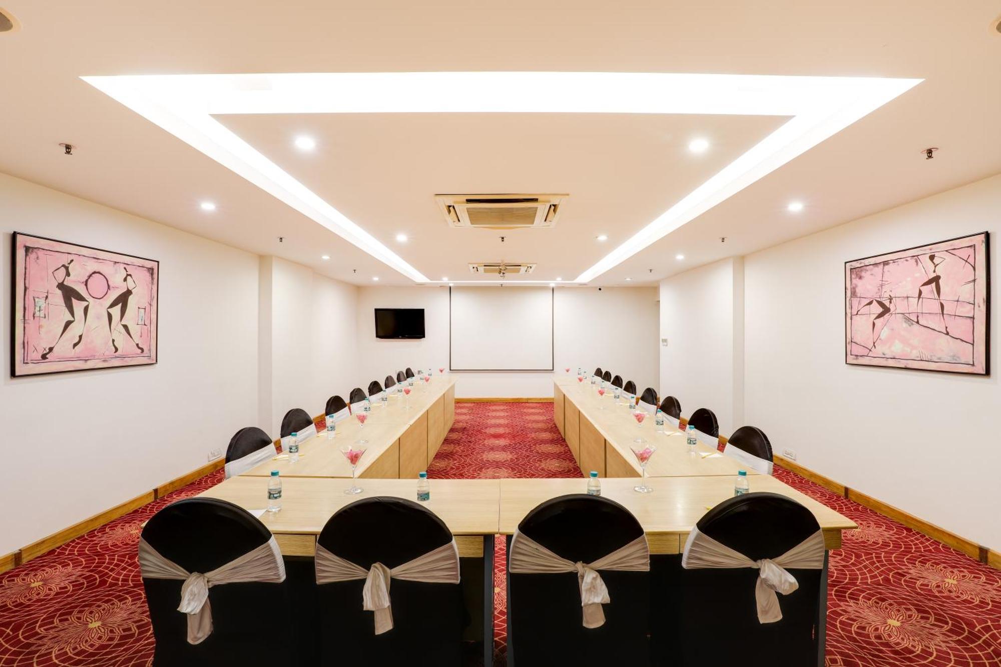 Lemon Tree Hotel Chandigarh Ngoại thất bức ảnh